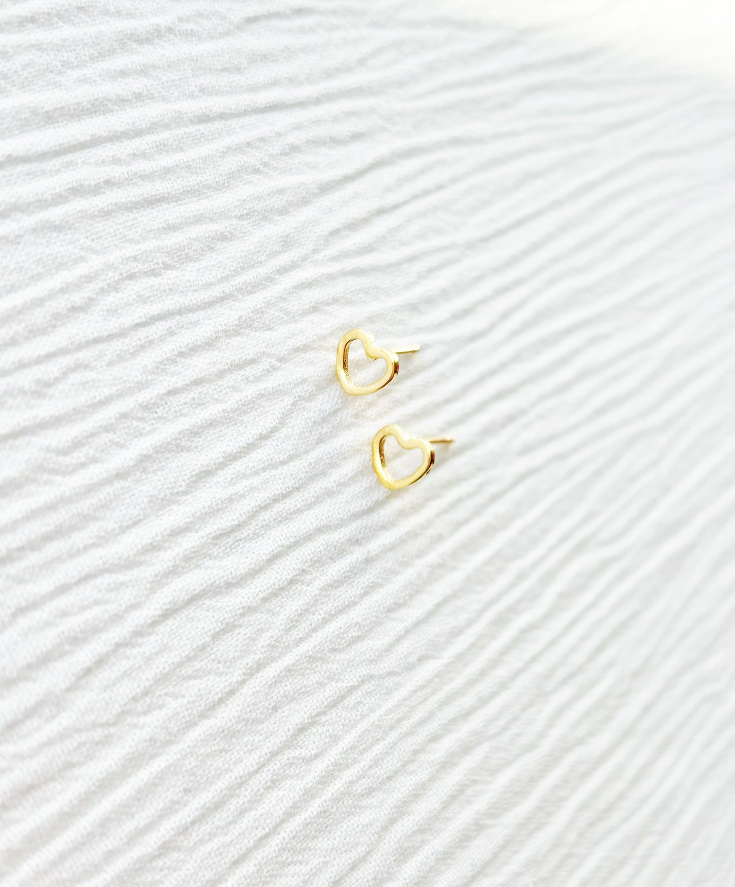 Feb Heart Studs