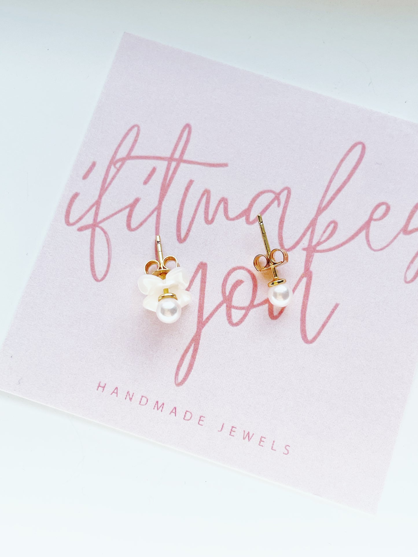 Flower Pearl Studs