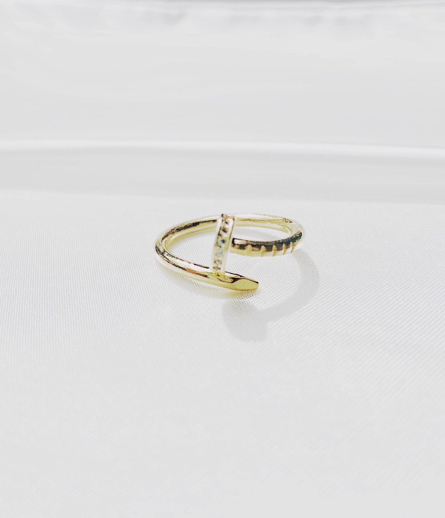 Nail Ring