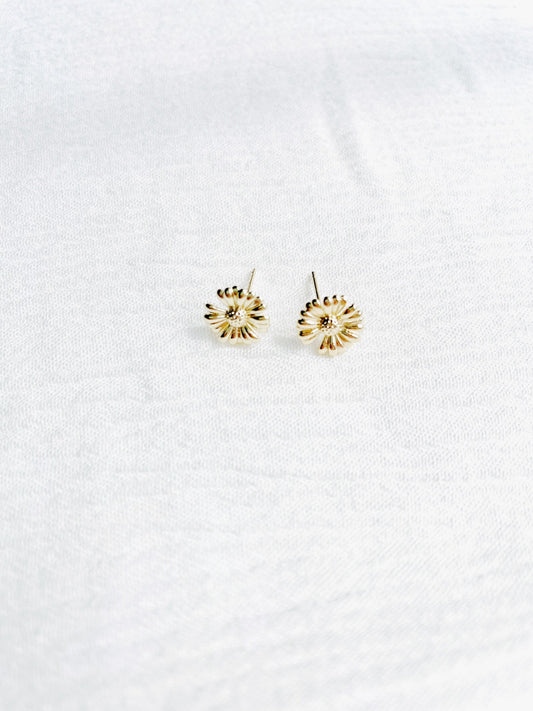 Daisy Studs